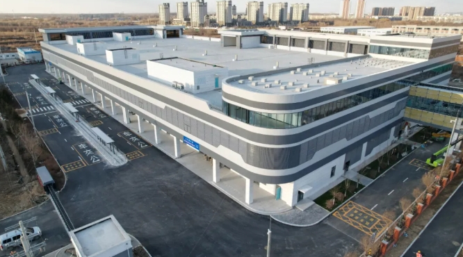 可满足16条公交线路运营！沈阳铁西宝马东公共交通枢纽正式投入使用，社会服务再升级